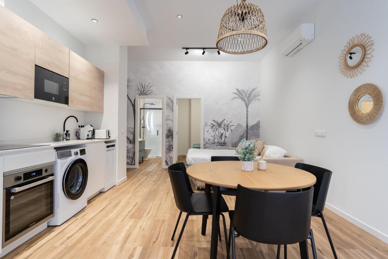 Marina Beach Apartments Valencia Luaran gambar