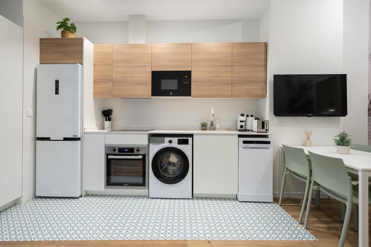 Marina Beach Apartments Valencia Luaran gambar