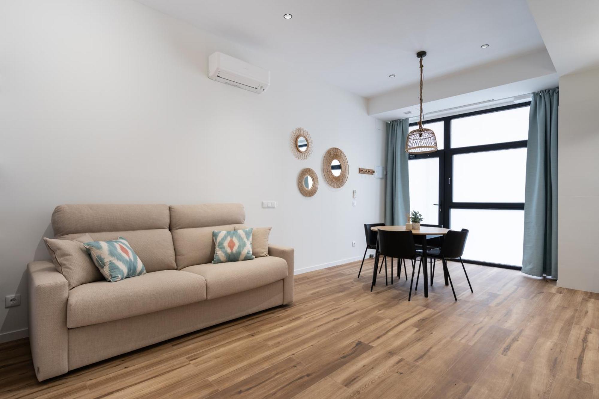 Marina Beach Apartments Valencia Luaran gambar